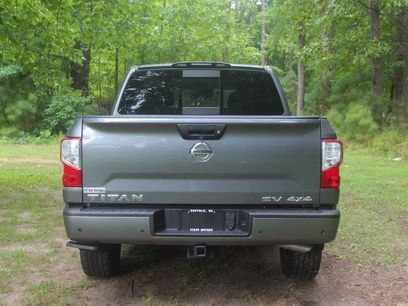 Used 2021 Nissan Titan SV w/ Accessory Utility Package