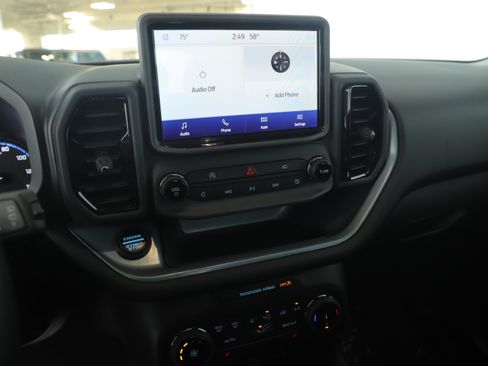 Used 2023 Ford Bronco Sport Badlands image 13