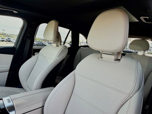 Used 2026 Mercedes-Benz GLC 300 4MATIC image 20