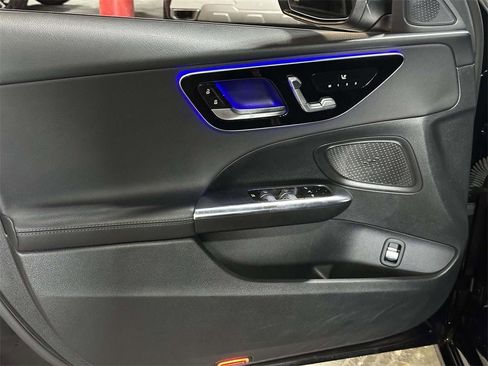 Used 2022 Mercedes-Benz C 300 4MATIC Sedan image 19
