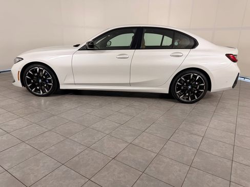New 2026 BMW 330i Sedan w/ M Sport Package image 2