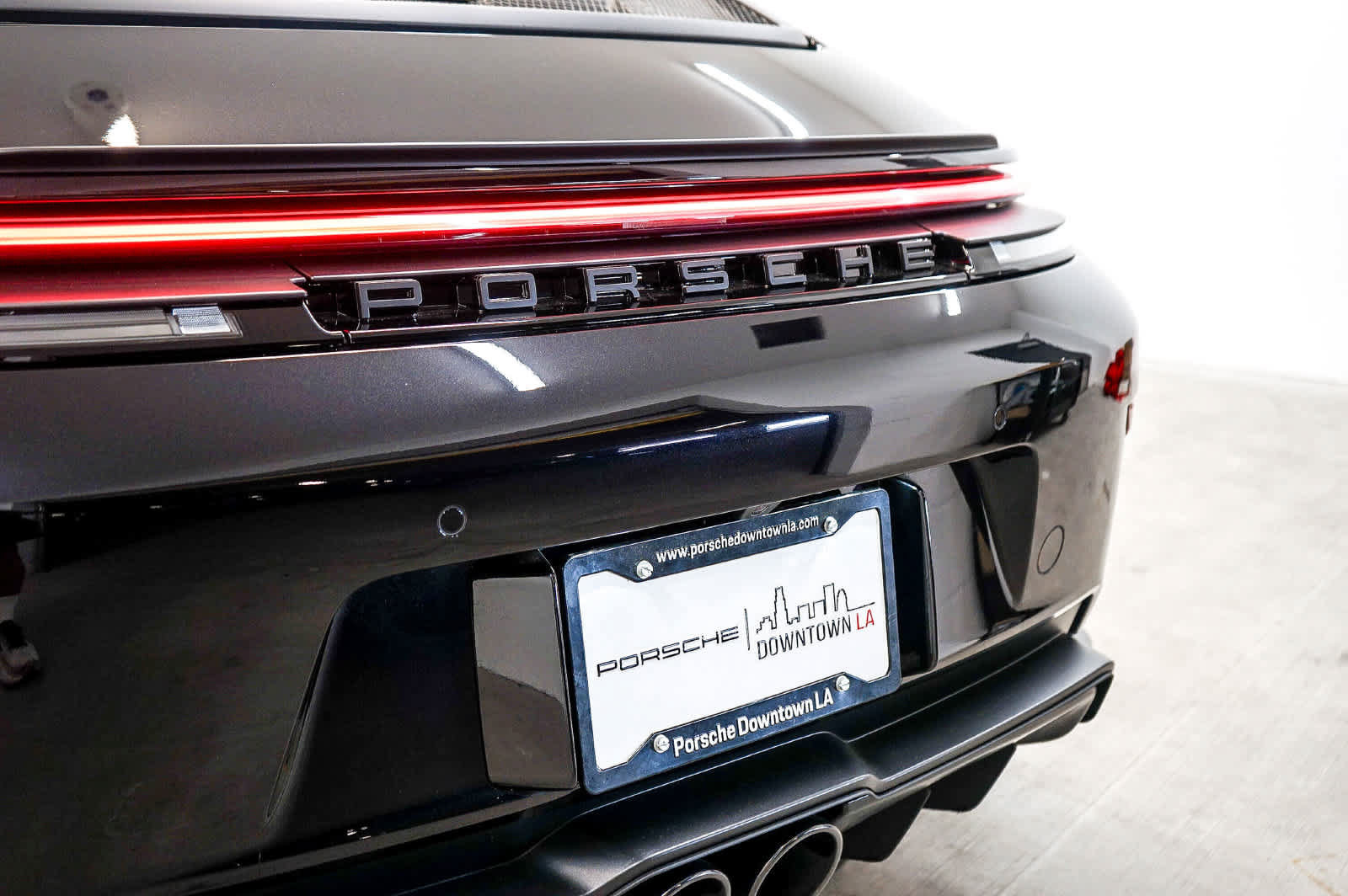 Certified 2025 Porsche 911 GT3 RWD image 12