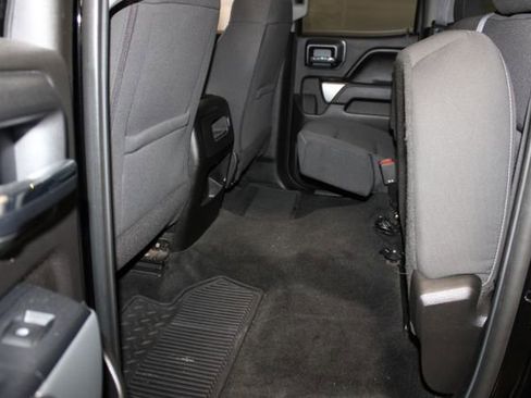 Used 2016 Chevrolet Silverado 1500 LT w/ Midnight Edition image 9