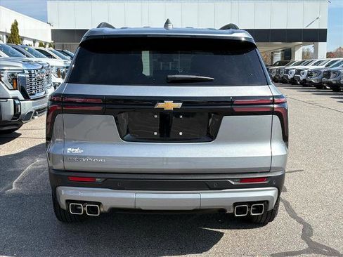 Certified 2025 Chevrolet Traverse LT image 5
