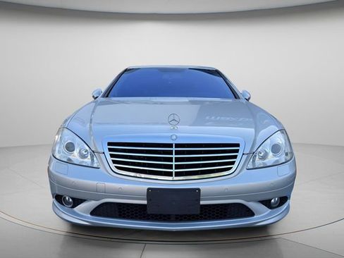 Used 2008 Mercedes-Benz S 550 image 4