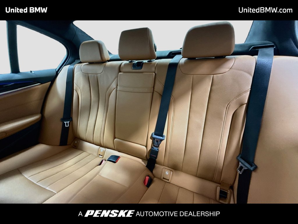 Used 2021 BMW 530i w/ M Sport Package RWD image 20