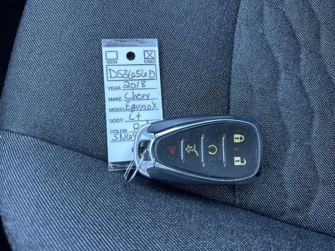 Used 2018 Chevrolet Equinox LT w/ Sun & Infotainment Package image 33