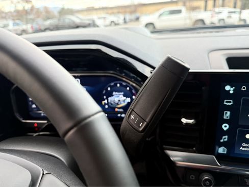 Used 2025 Chevrolet Silverado 2500 High Country w/ Technology Package image 26