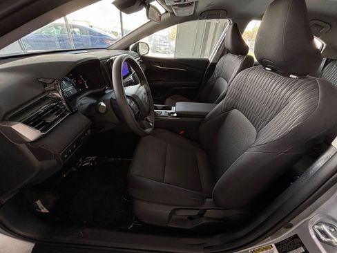 Used 2025 Toyota Camry LE image 26