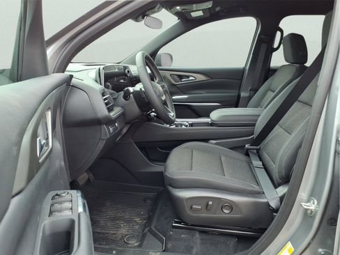 New 2026 Chevrolet Traverse LT w/ LPO, Floor Liner Package image 15