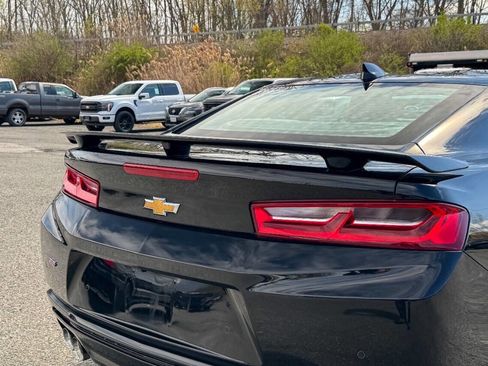Used 2017 Chevrolet Camaro SS RWD image 18