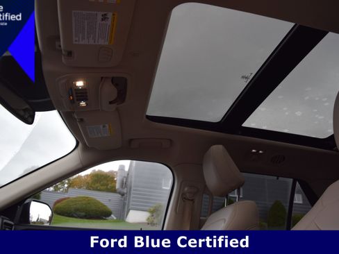 Certified 2022 Ford Explorer Limited w/ Equipment Group 301A image 11