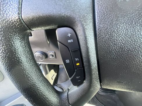 Used 2025 Chevrolet Express 3500 LT w/ LT Preferred Equipment Group RWD image 35