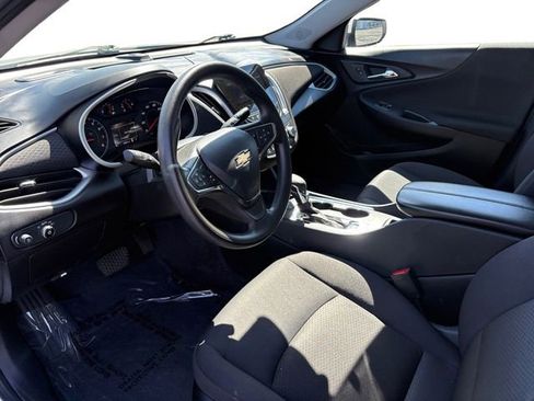Used 2024 Chevrolet Malibu LT FWD image 12