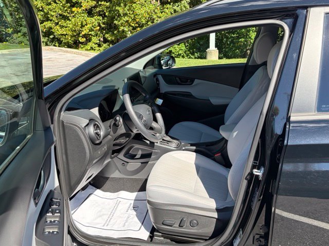 Used 2023 Hyundai Kona SEL AWD/4WD image 12