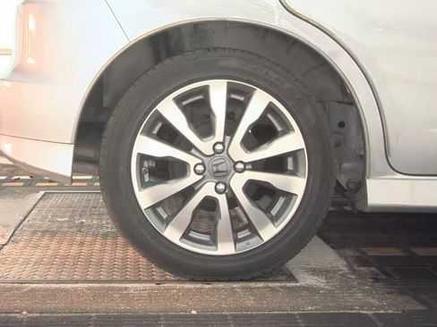 Used 2012 Honda Fit Sport image 17