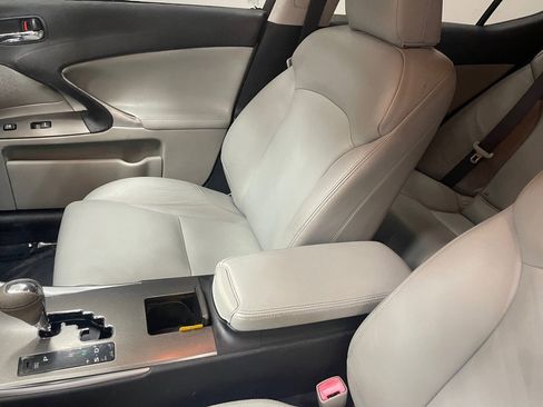 Used 2008 Lexus IS 250 image 19