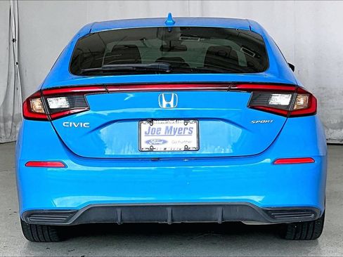 Used 2024 Honda Civic Sport image 4