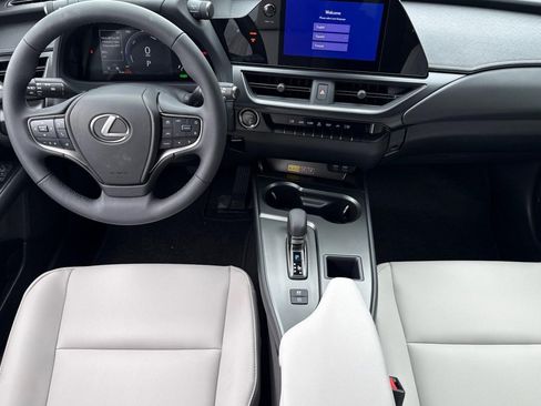 New 2026 Lexus UX 300h FWD image 22