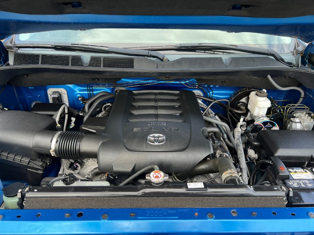Used 2018 Toyota Tundra Limited w/ Limited Premium Package AWD/4WD image 19