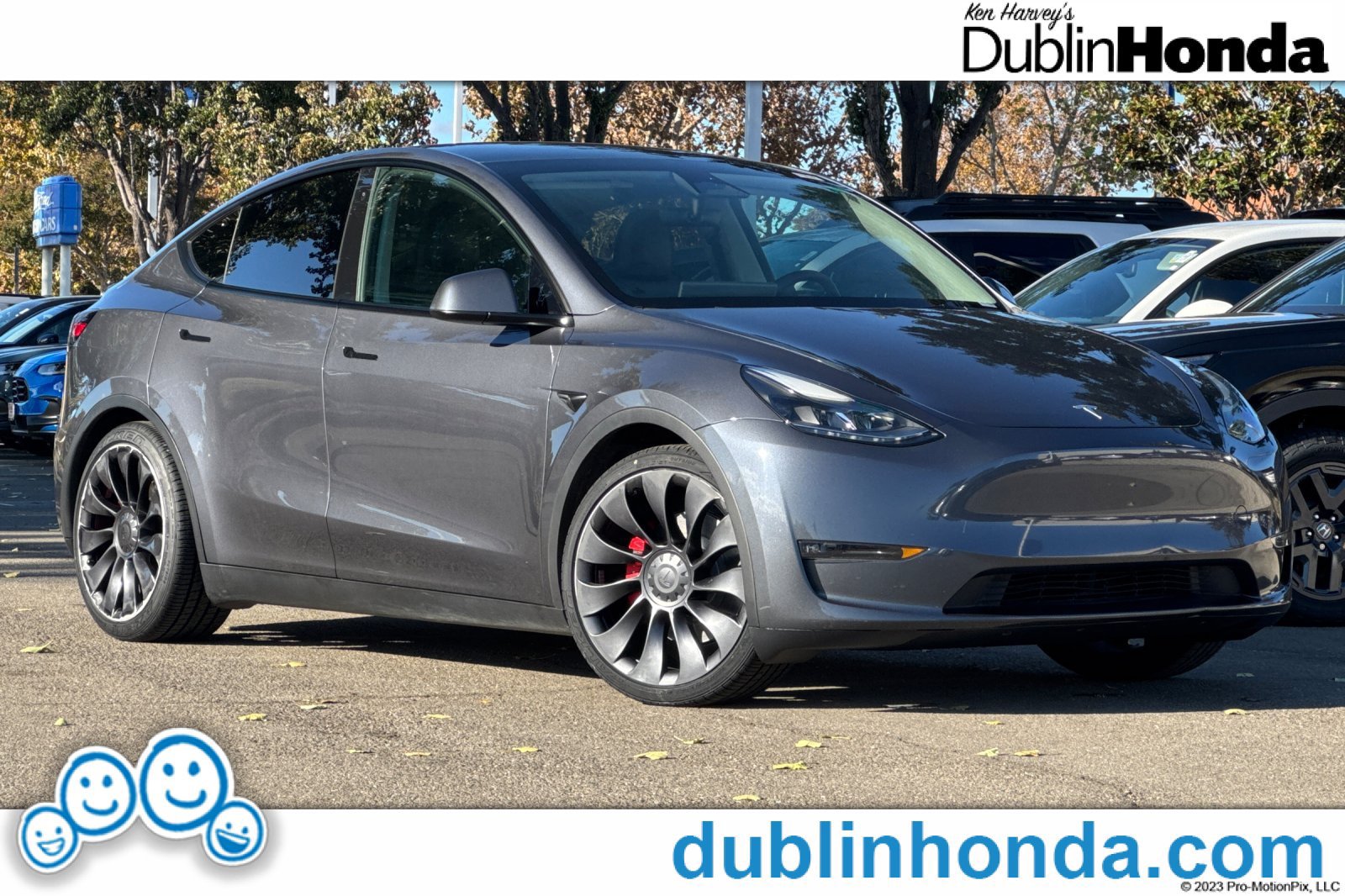 Used 2023 Tesla Model Y Performance AWD/4WD image 1