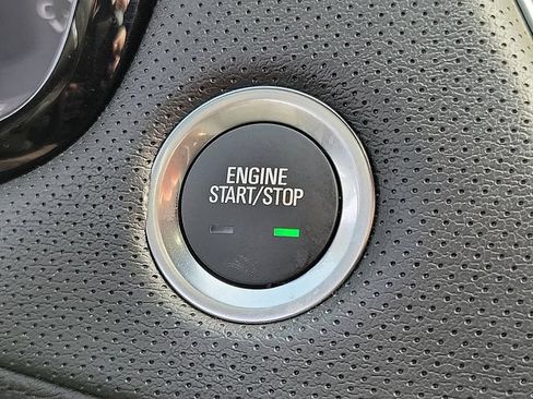 Used 2025 Cadillac XT5 Premium Luxury w/ Technology Package image 14