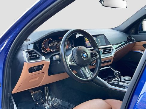 Used 2019 BMW 330i Sedan w/ M Sport Package RWD image 9