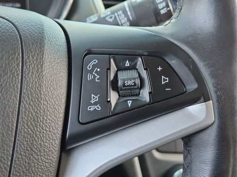 Used 2018 Chevrolet Trax LT w/ LT Convenience Package FWD image 24