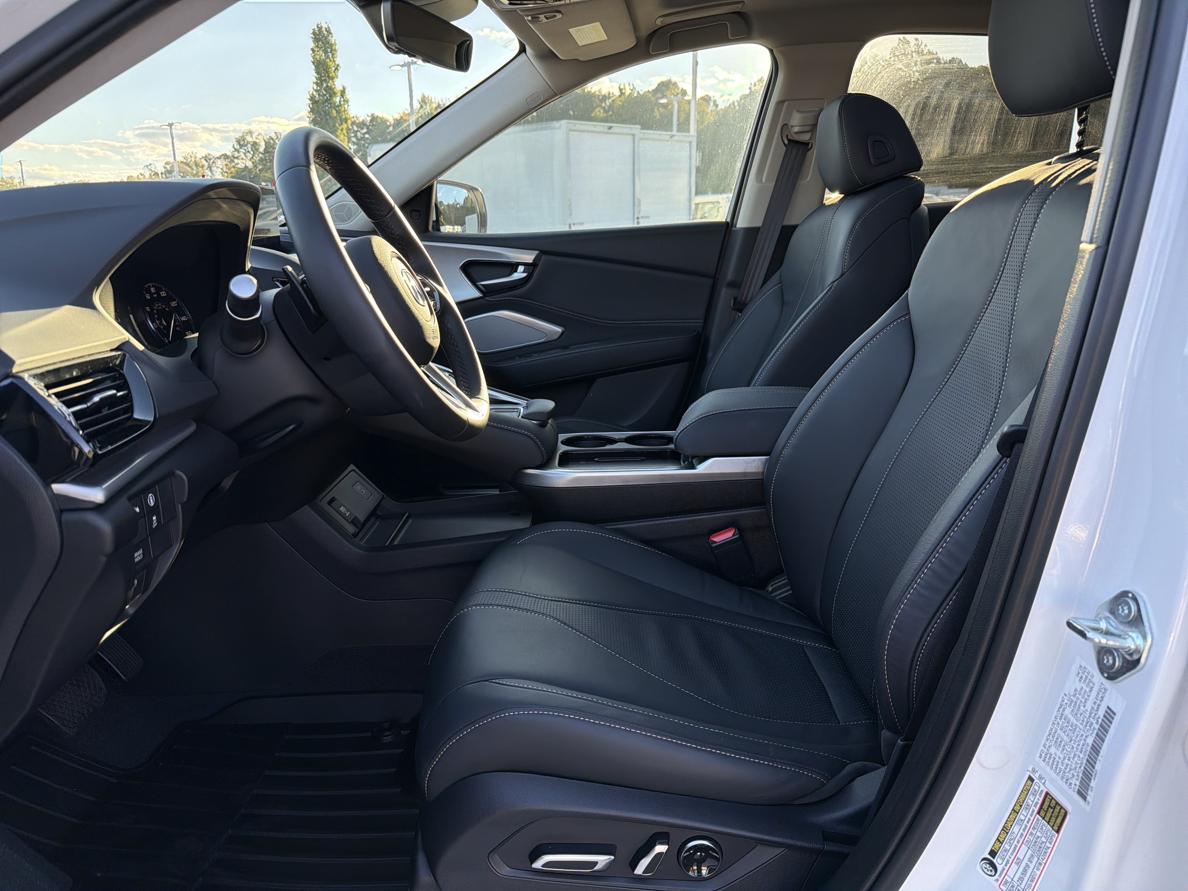 Used 2026 Acura RDX w/ Technology Package AWD/4WD image 16