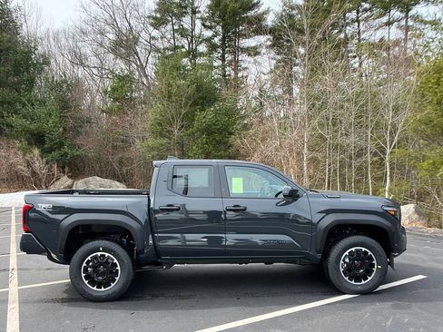 New 2026 Toyota Tacoma TRD Off-Road AWD/4WD image 6