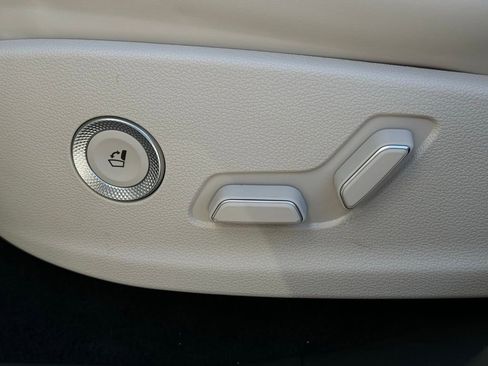 Used 2025 Genesis GV80 3.5T Prestige AWD/4WD image 23