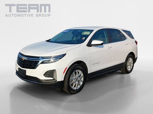 Used 2024 Chevrolet Equinox LT AWD/4WD image 3