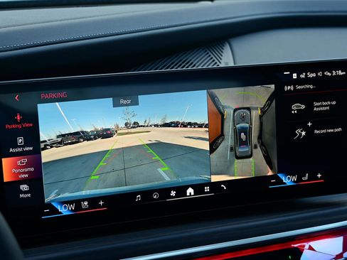 Used 2025 BMW 740i image 12