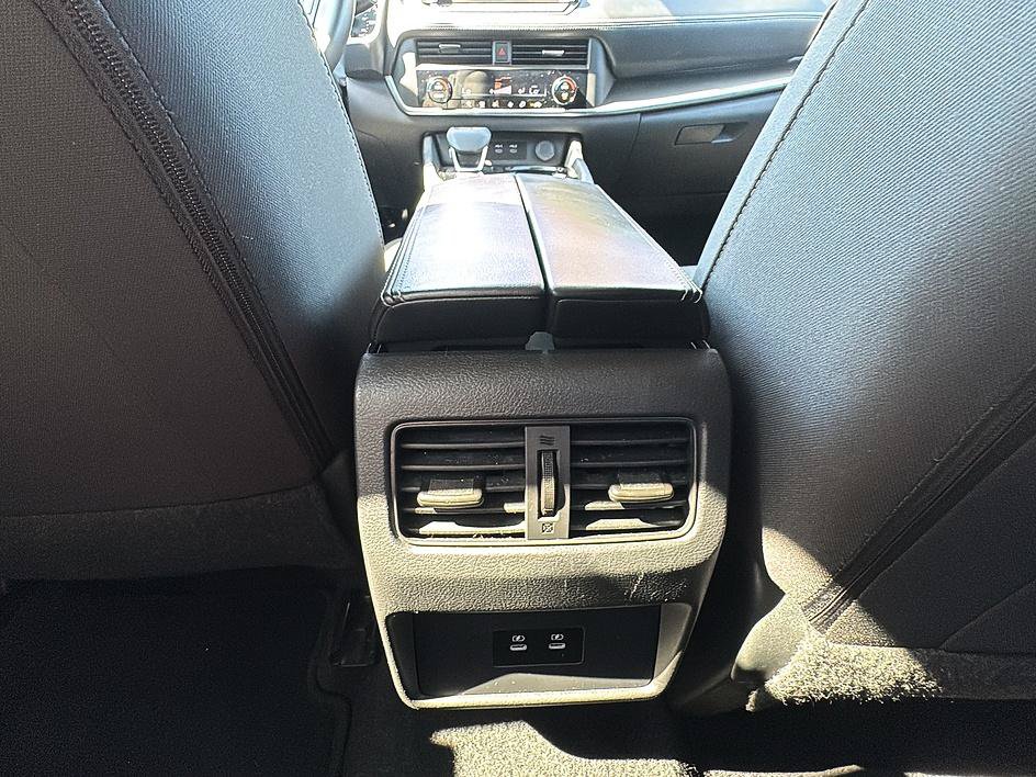 Certified 2025 Nissan Rogue SV FWD image 20