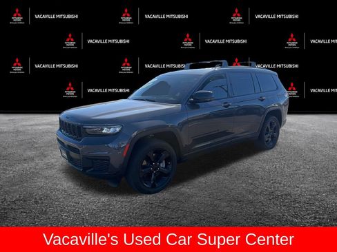 Used 2023 Jeep Grand Cherokee L Laredo AWD/4WD image 1