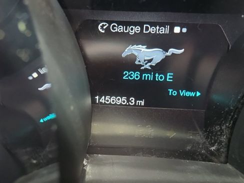 Used 2013 Ford Mustang Premium RWD image 8