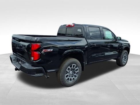 New 2026 Chevrolet Colorado Z71 w/ Technology Package AWD/4WD image 3
