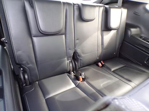 Used 2023 Subaru Ascent Limited w/ Technology Package image 11