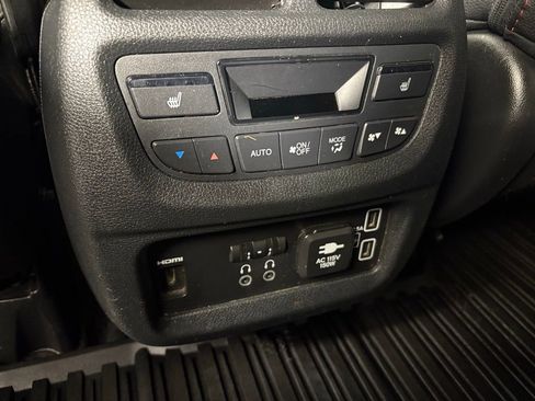 Used 2021 Honda Pilot Black Edition image 36