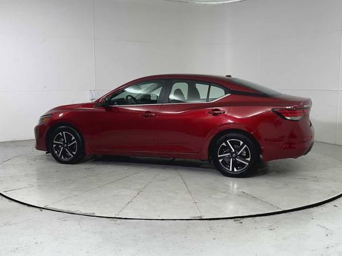 Used 2024 Nissan Sentra SV image 4