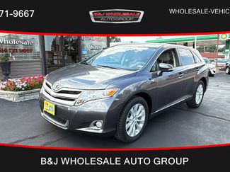 Used 2014 Toyota Venza LE image 1