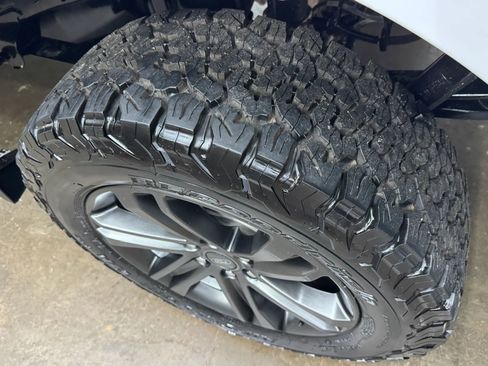 Used 2022 Ford F150 XL w/ Trailer Tow Package image 7