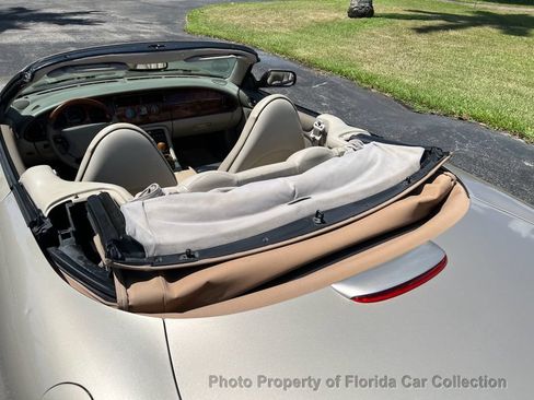 Used 1999 Jaguar XK8 Convertible RWD image 22