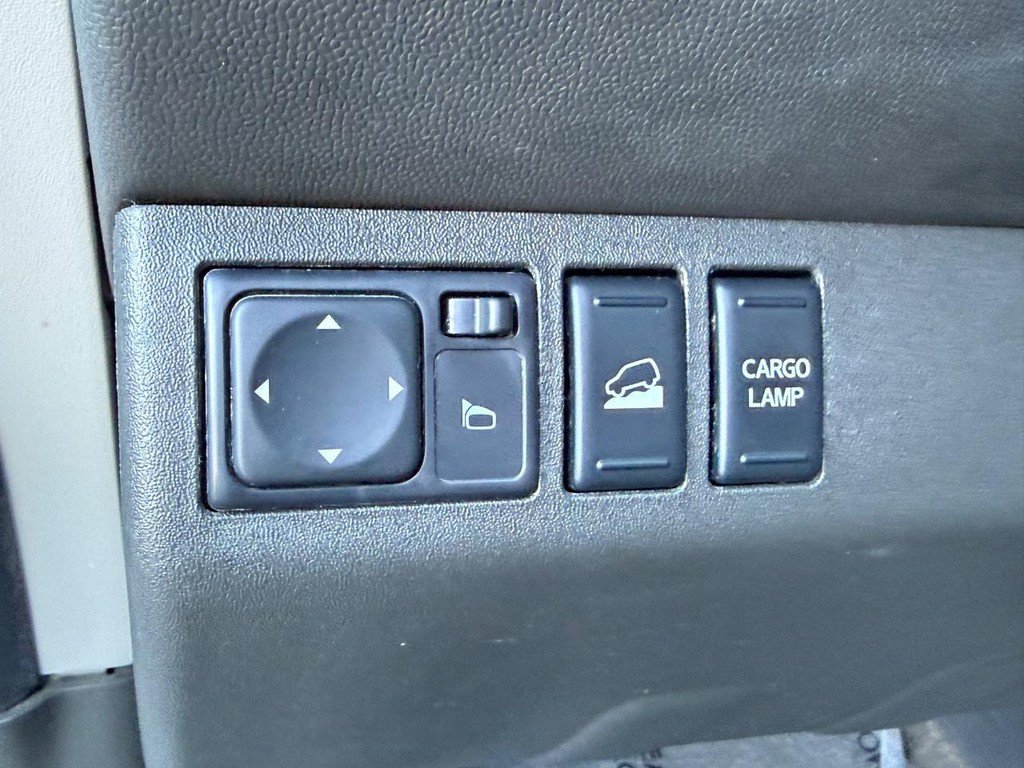 Used 2016 Nissan Frontier PRO-4X w/ Pro-4x Luxury Package AWD/4WD image 17