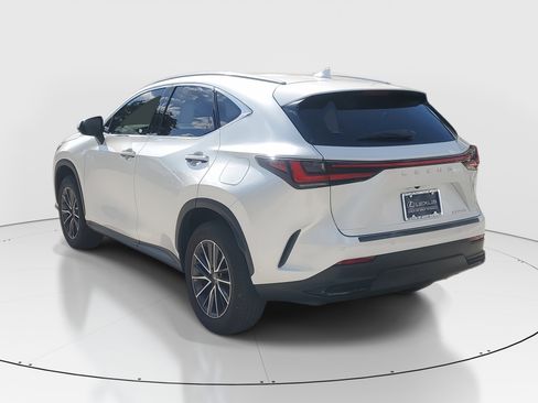 Used 2024 Lexus NX 250 FWD w/ Premium Package image 7