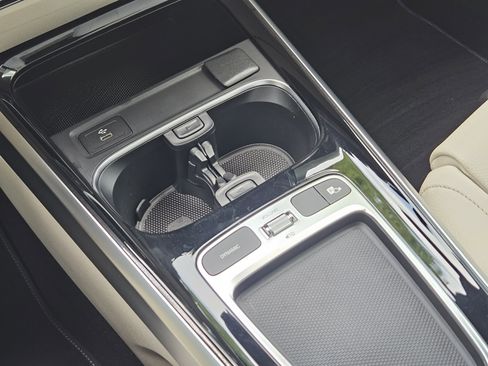 Certified 2026 Mercedes-Benz GLB 250 image 12