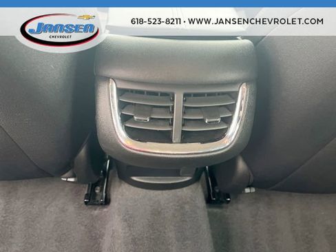 Used 2023 Chevrolet Malibu LT image 21