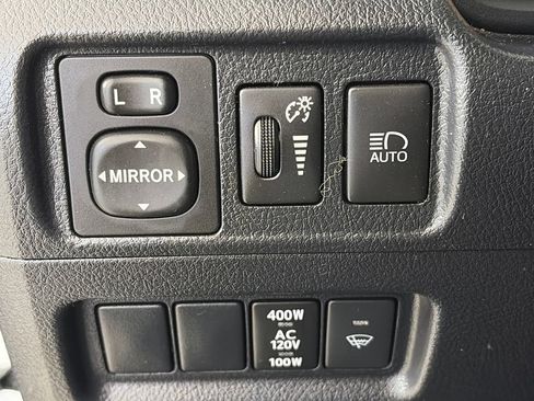 Used 2023 Toyota 4Runner TRD Off-Road Premium w/ Moonroof Package AWD/4WD image 24