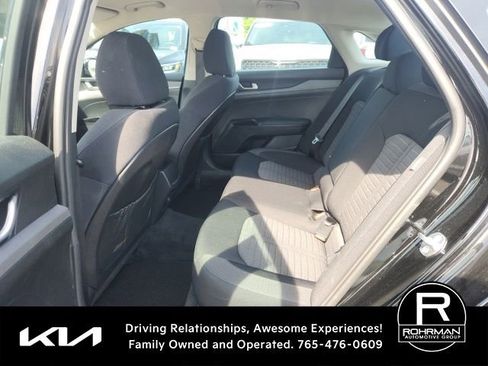 Used 2025 Kia K5 LXS FWD image 9