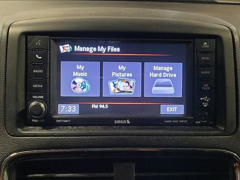 Used 2019 Dodge Grand Caravan SE w/ UConnect Hands-Free Group FWD image 25